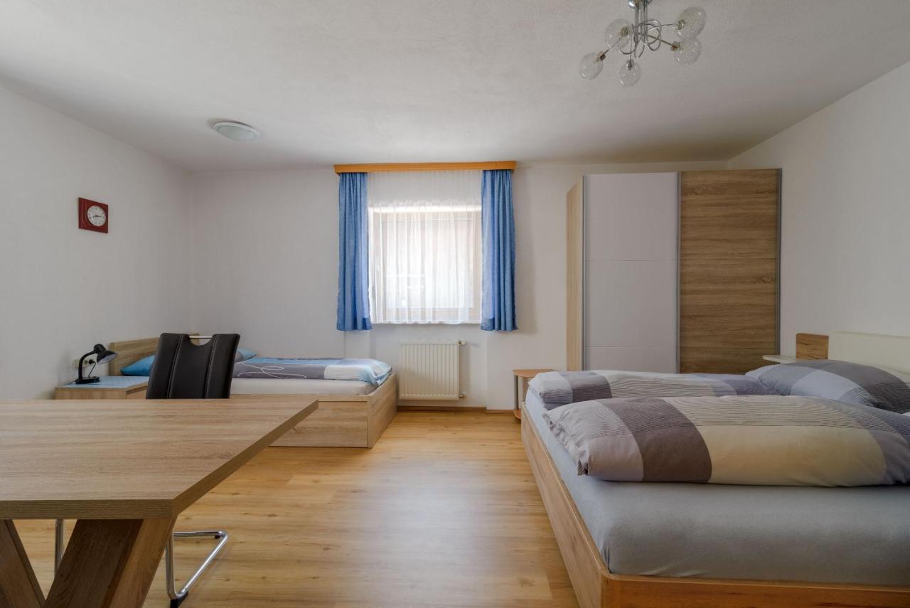 Haus Schimpfoessl Apartment Flirsch Ngoại thất bức ảnh
