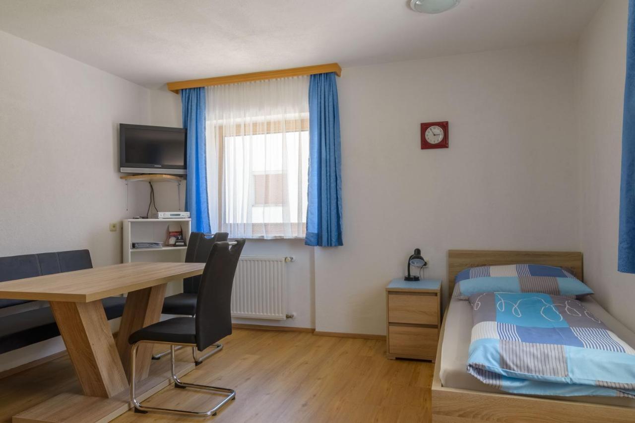 Haus Schimpfoessl Apartment Flirsch Ngoại thất bức ảnh